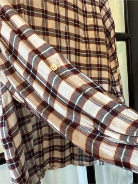 Loft Women’s Plaid Button-Up Shirt in Cream and Brown